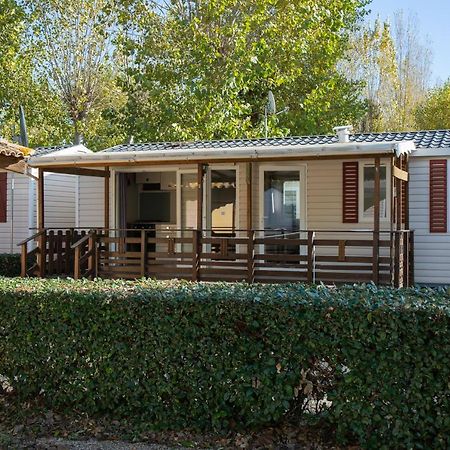 La Carabasse / Mazet 69 Otel Vias Dış mekan fotoğraf